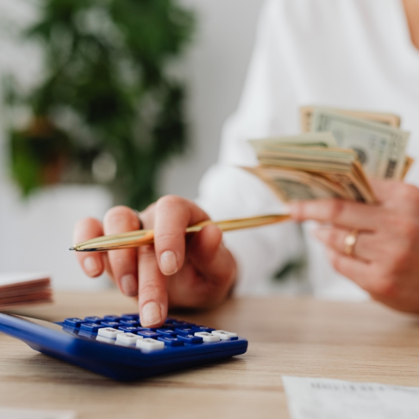 Budgeting Tips for People Living Paycheck to Paycheck